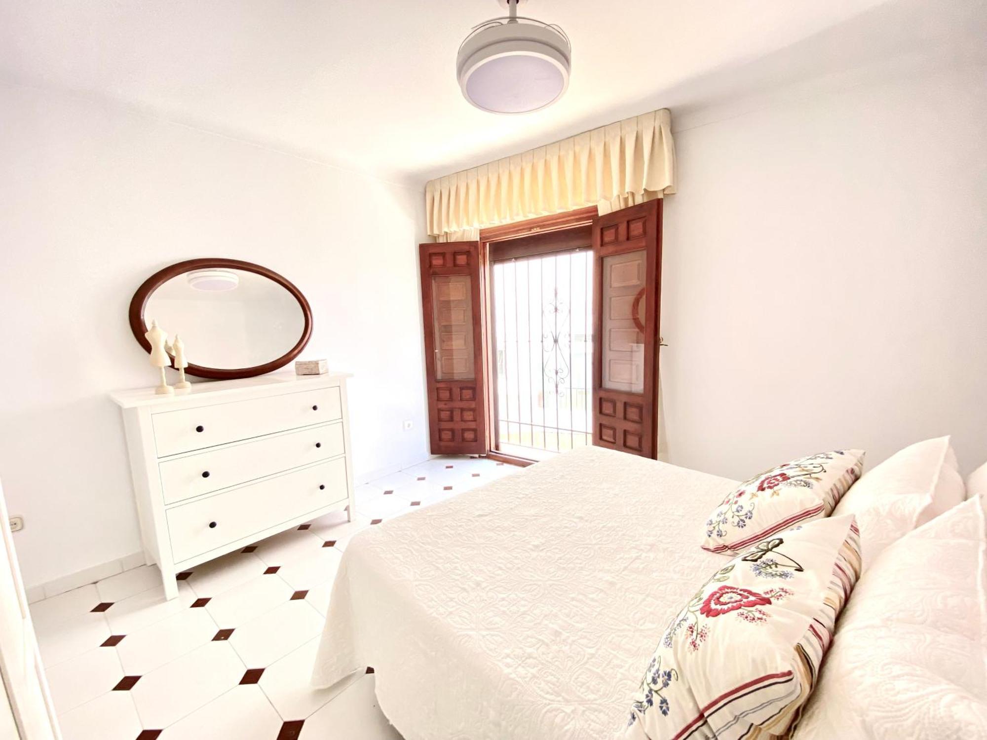 Casa Miguel - 3 Beautiful Apartments Availabe Sayalonga Rum bild