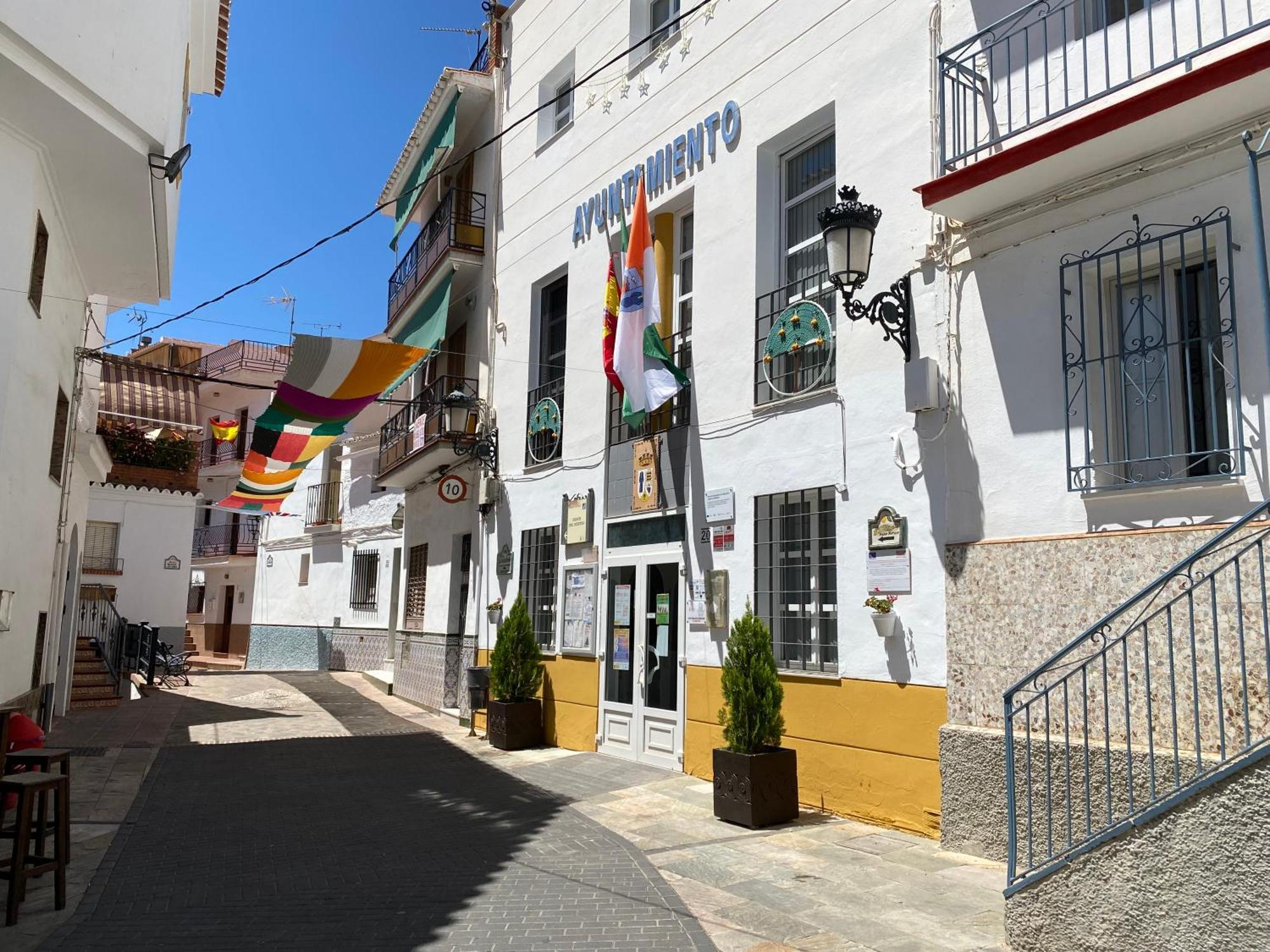 Casa Miguel - 3 Beautiful Apartments Availabe Sayalonga Exteriör bild